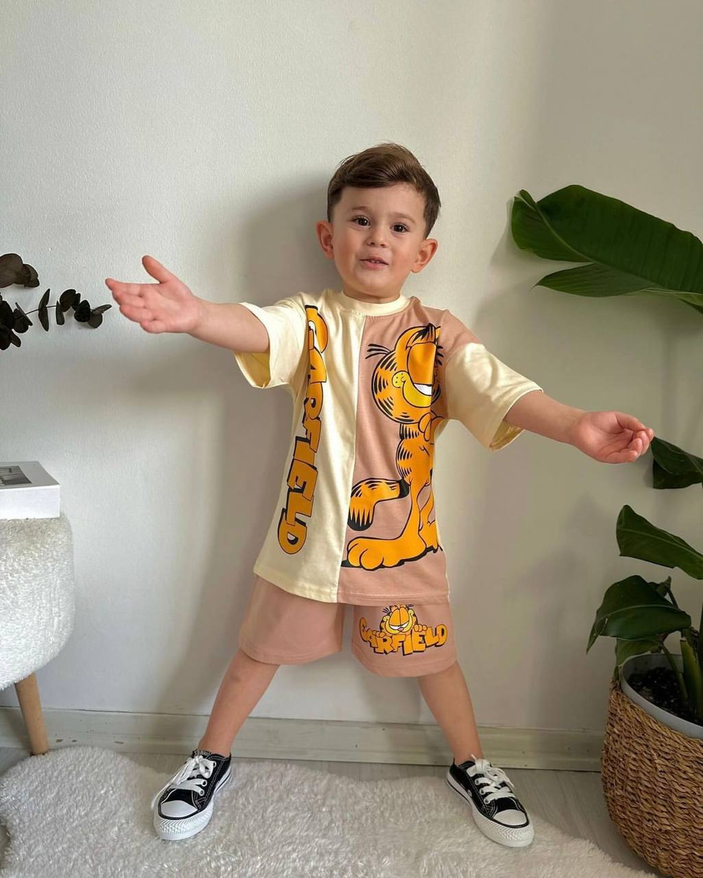 تیشرت شلوارک بچه گانه گارفیلد